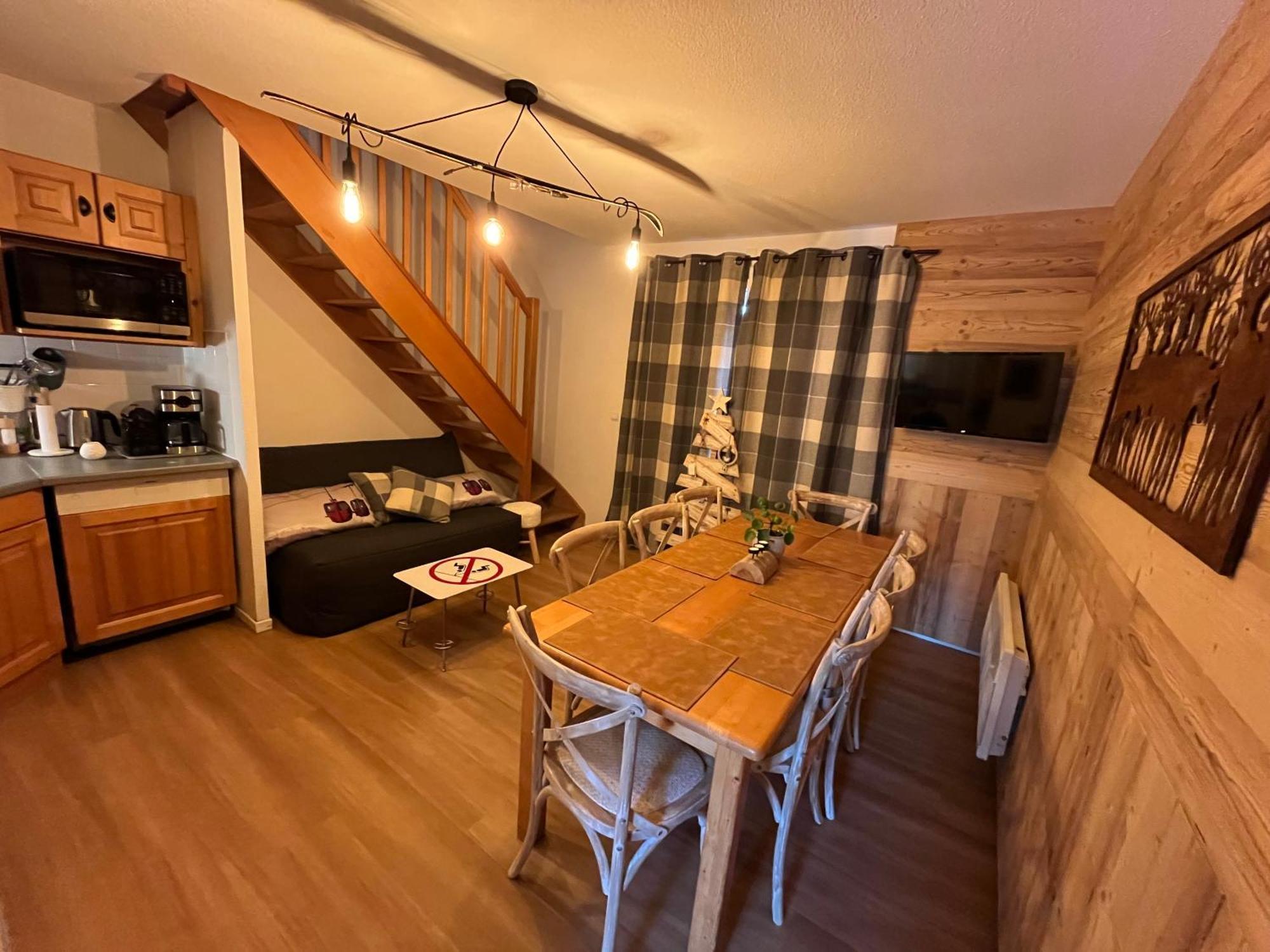 T3 Duplex Super Besse, Parking, Piscine, Wifi Besse-et-Saint-Anastaise